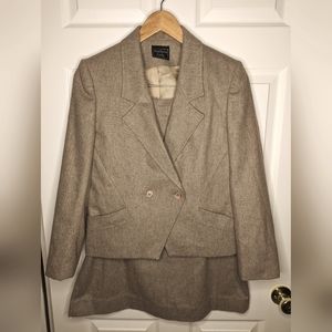 Southern Lady vintage Beige two piece Polyester Wool blazer skirt Suit Size 7/8